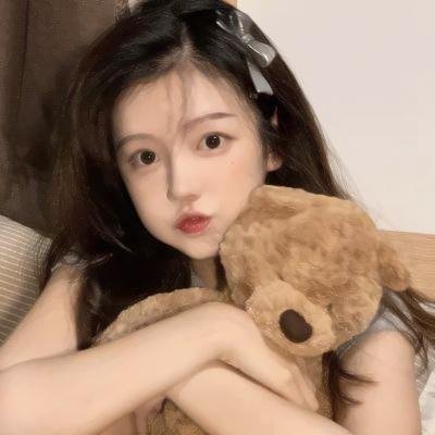 铁窗艳侣